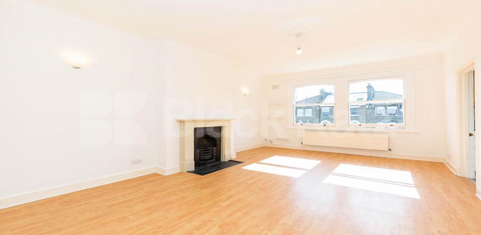 			NEW INSTRUCTION!, 2 Bedroom, 1 bath, 1 reception Flat			 Anson Road, TUFNELL PARK